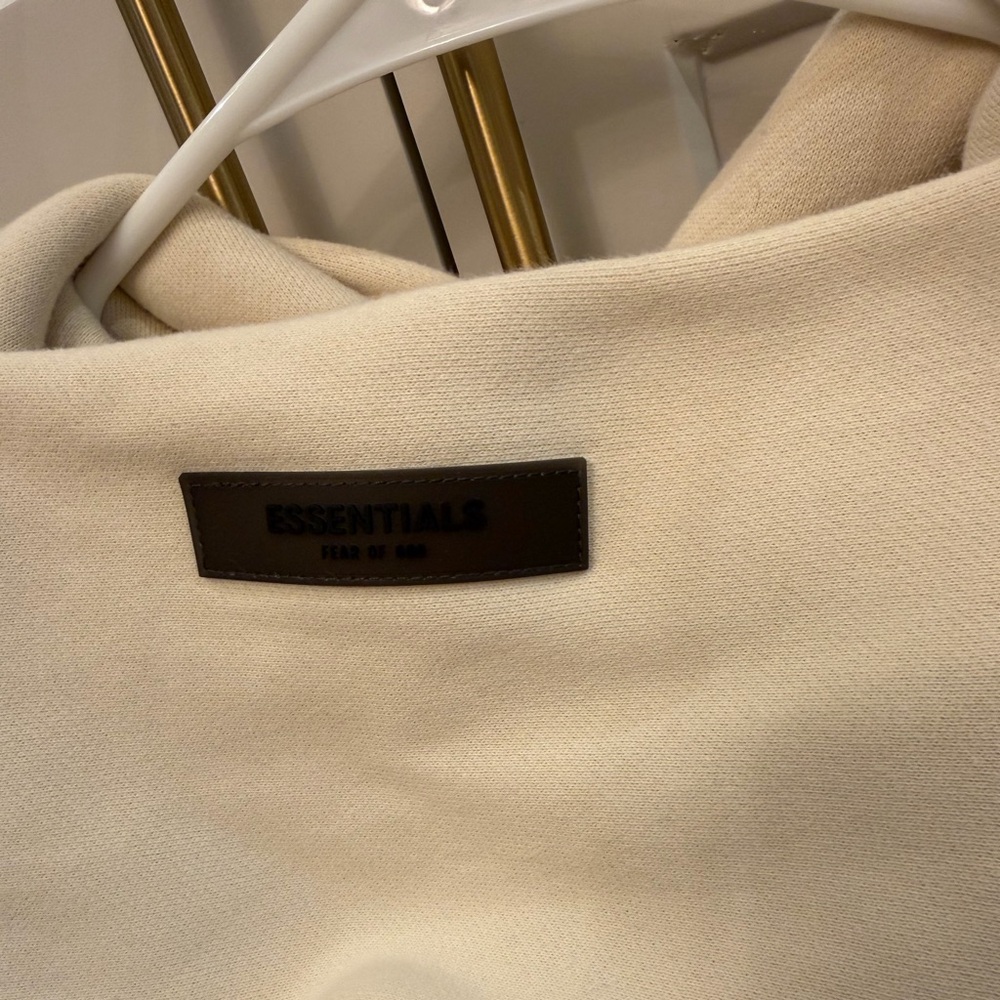 Fear of God Essentials Cream Hoodie X Small - Picture 7 of 7